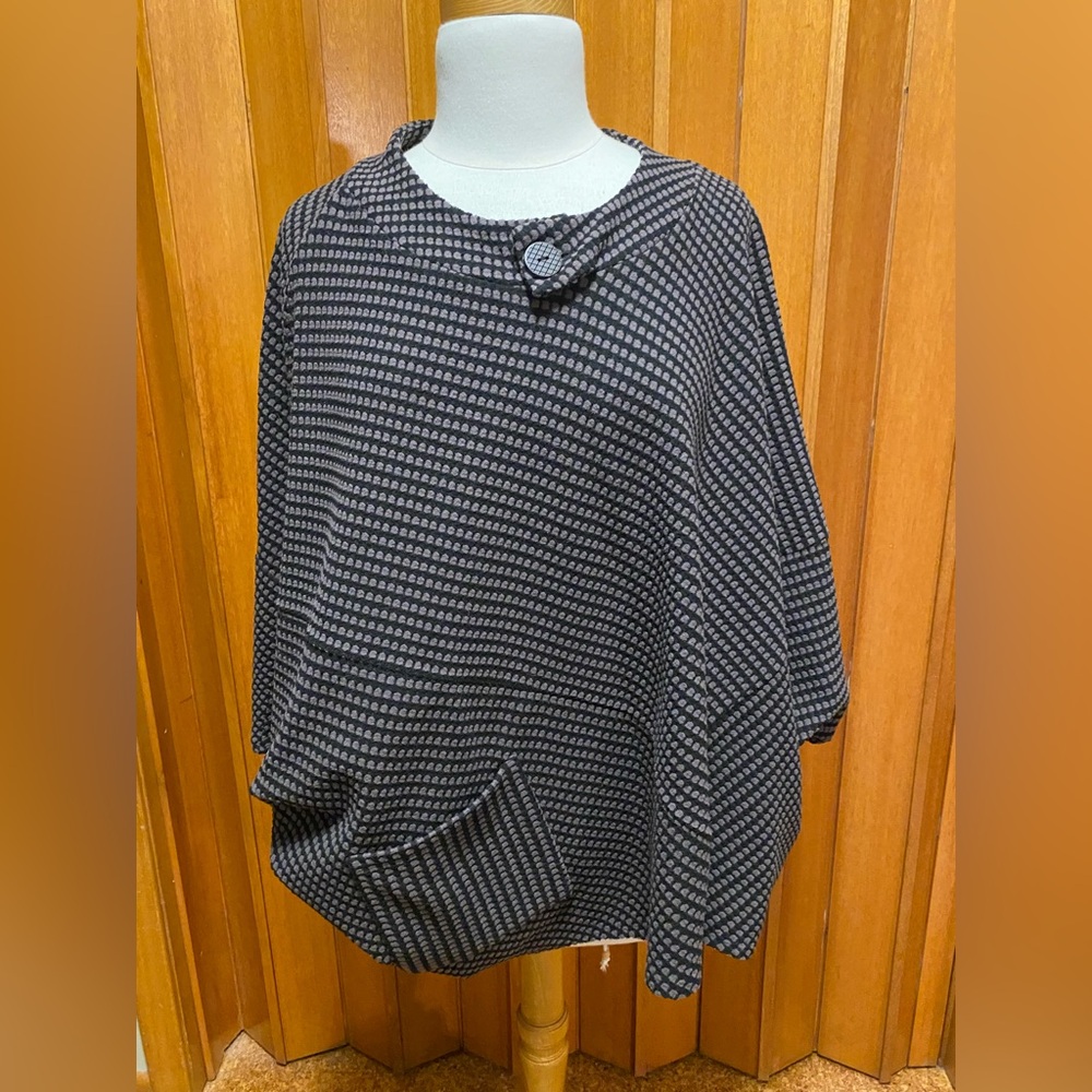 Habitat Black and Gray Women's Sweater